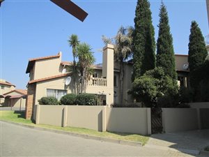 2 Bed Apartment in Vaalpark