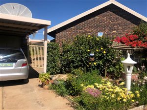 3 Bed House in Roylglen Gardens