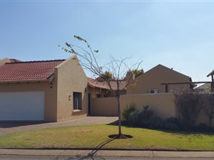 3 Bed House in Raslouw Manor