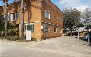 4824 m² Commercial space in Isando
