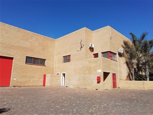 1400 m² Industrial space in Roodepoort Central