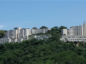 2 Bed Duplex in Paradise Valley