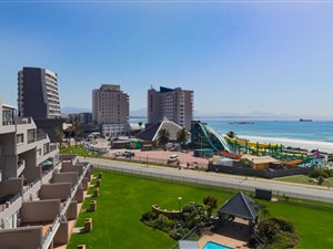 2 Bed Apartment in Diaz Beach