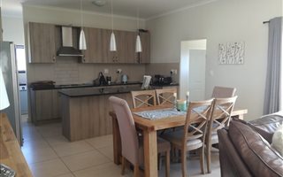 3 Bedroom House in Kelderhof Country Village