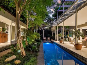 4 Bed House in Parktown North