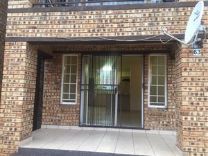 2 Bed Flat in Erand Gardens