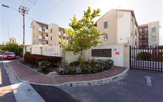 2 Bedroom Apartment in Lansdowne