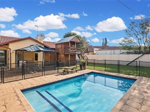 3 Bed House in Mackenzie Park