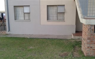 2 Bedroom Apartment in Madadeni