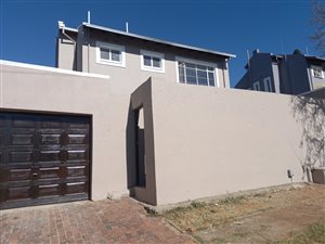 3 Bed House in Greymont