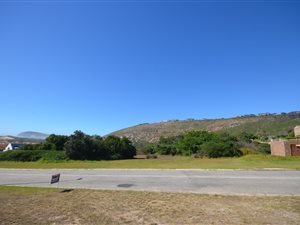 974 m² Land available in Robberg Ridge
