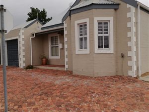 2 Bedroom Townhouse in Oakglen