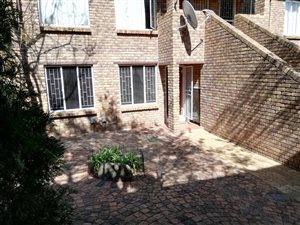 2 Bed Townhouse in Allens Nek