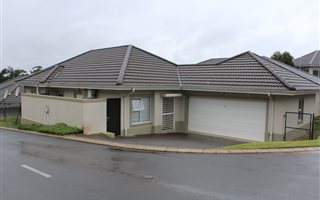 3 Bedroom House in Paradise Valley