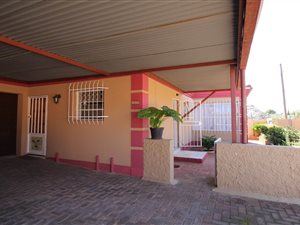3 Bed Townhouse in Eike Park