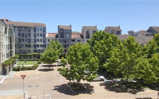 2 Bedroom Apartment in Tyger Valley