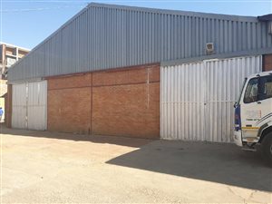 2100 m² Industrial space in Hamilton