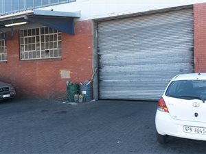 1400 m² Commercial space in Mobeni