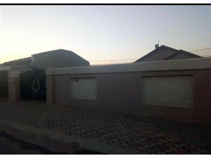 2 Bed House in Dobsonville
