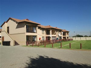 2 Bed Townhouse in Rand Collieries