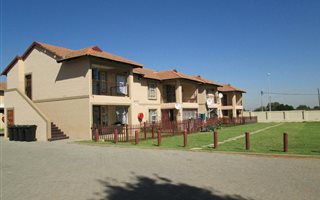 2 Bedroom Townhouse in Rand Collieries