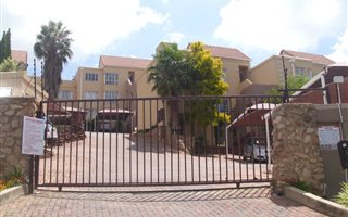 3 Bedroom Townhouse in Ridgeway