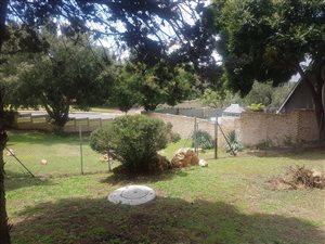 2403 m² Land available in Floracliffe