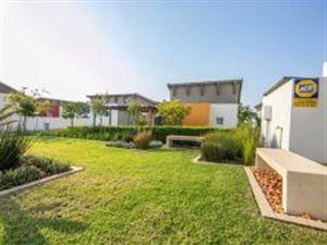 2 Bed Townhouse in Broadacres
