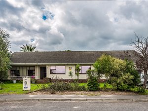 3 Bed House in Risiville