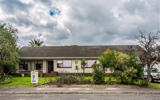 3 Bedroom House in Risiville