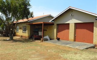 3 Bedroom House in Kameelfontein and surrounds