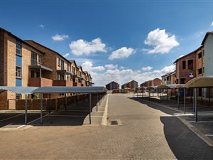 2 Bed Apartment in Alan Manor