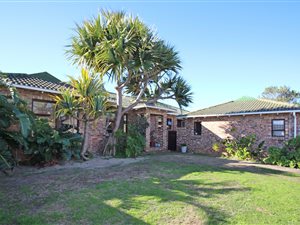 5 Bed House in Summerstrand