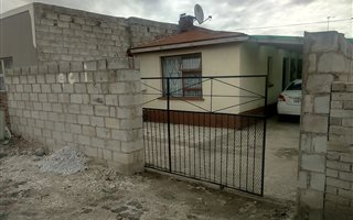 2 Bedroom House in Motherwell