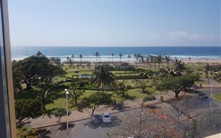 1 Bedroom Flat in North Beach