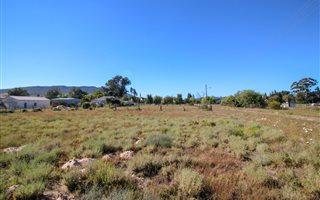 742 m² Land available in Redelinghuys
