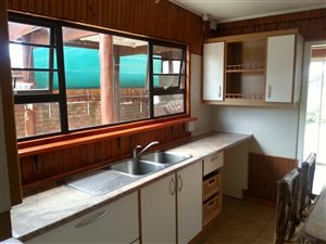 2 Bedroom House in Kaysers Beach