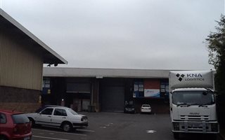 300 m² Industrial space in Red Hill