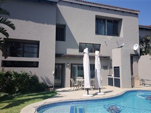 4 Bed Townhouse in Johannesburg Central and CBD