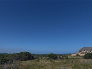 720 m² Land available in Bluewater Bay