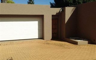 6 Bedroom House in Vanderbijlpark SE
