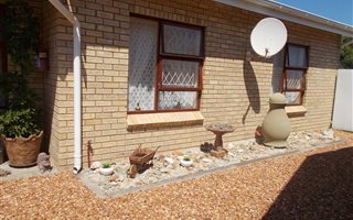 2 Bedroom Townhouse in Aston Bay