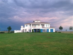 4 Bed House in Vaalbank