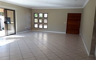 3 Bedroom House in Bartlett