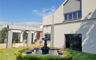 4 Bedroom House in Eastwood