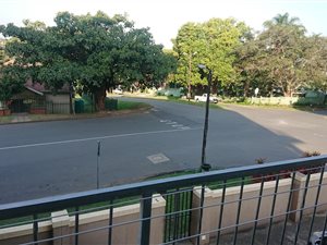 3 Bed Apartment in Parkside