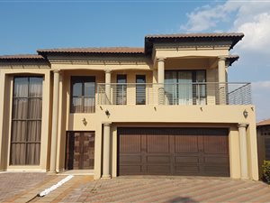 4 Bed House in Heatherview