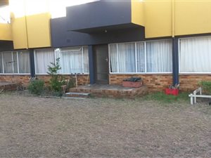 2 Bed Apartment in Parow Valley