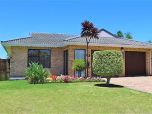 3 Bed House in Beverley Grove