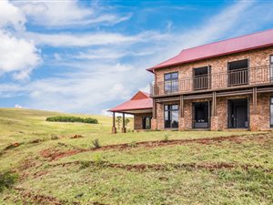 4 Bed House in Dullstroom